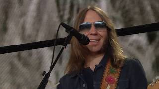 Video thumbnail of "Blackberry Smoke - Ain't Much Left of Me (and Three Little Birds) (Live at Farm Aid 2017)"