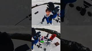 Hi Everybody! Kids Say Hello on Ice!