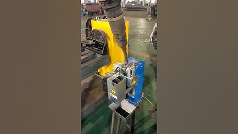 How to use welding robot torch cleaning station？
