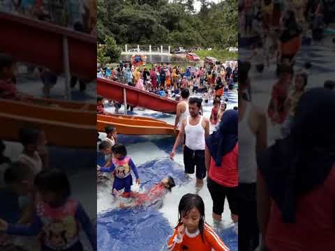 Hari libur berenang di Kolam ABG