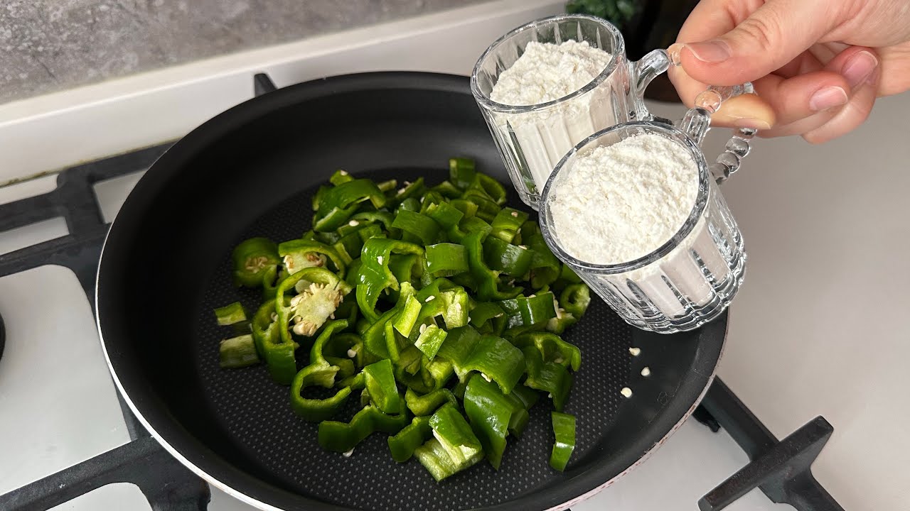 Есть ли у вас дома перец и мука❓ Завтрак готов за 10 минут из 2 ингредиентов.