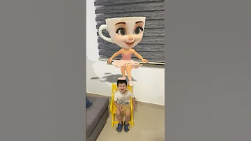 باليرينا كابوتشينا شو بتعمل فوق راسي 