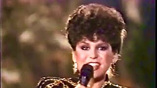 Marie Osmond | SOLID GOLD XMAS ‘82 | “Let It Snow”