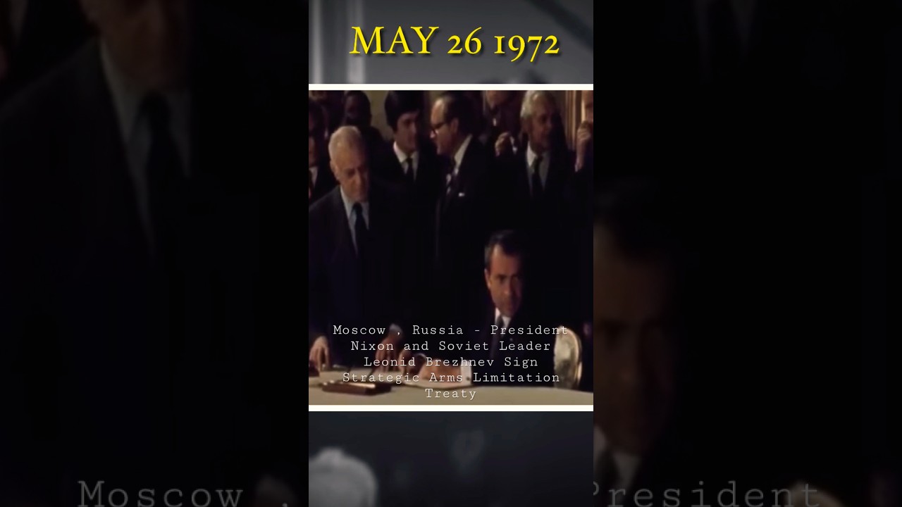 Nixon and Soviet Leader Brezhnev Sign SALT Treaty