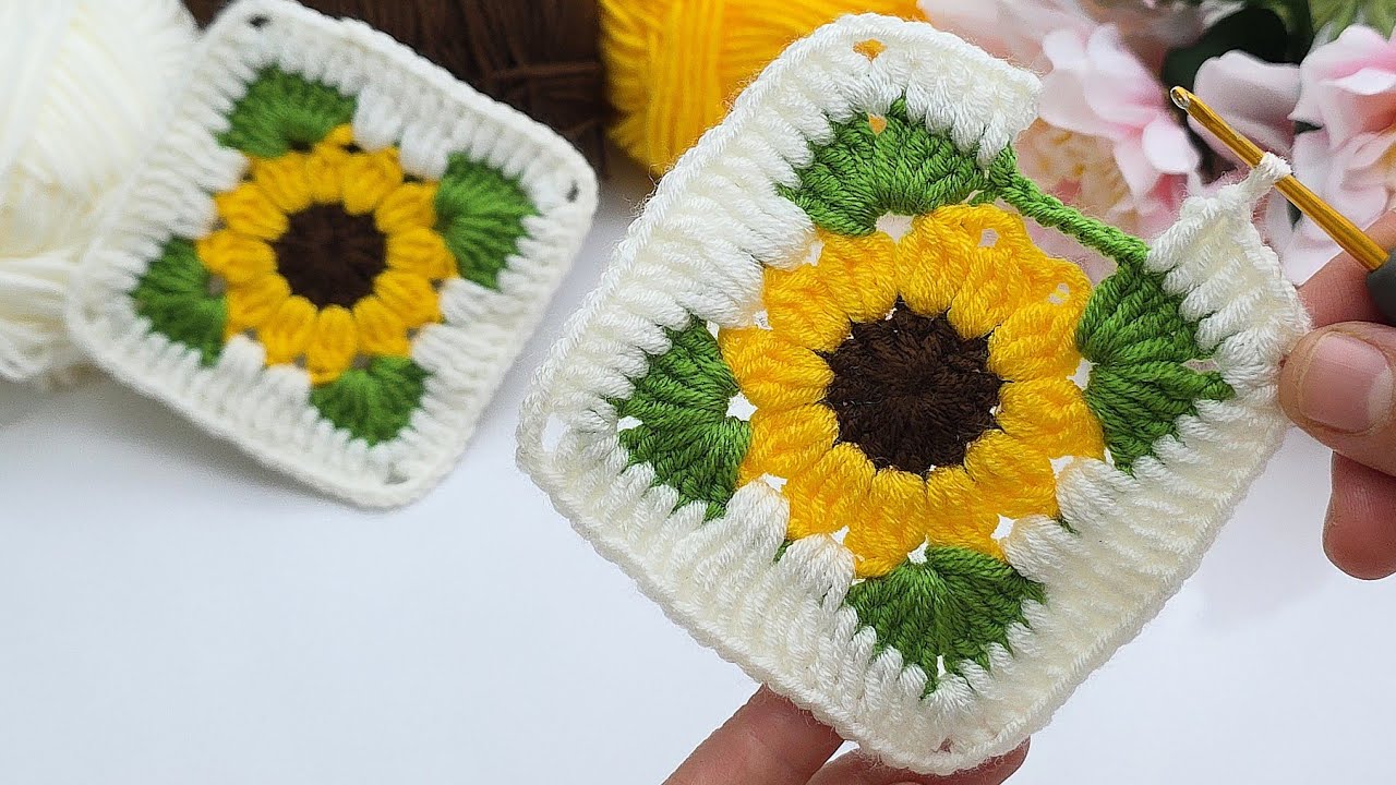 🤯 The VIRAL Crochet Sunflower Granny Square Tutorial 🌻 - YouTube