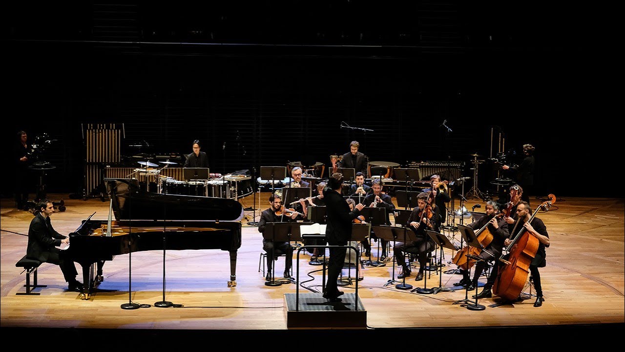 貴重なGyörgy Ligeti （保存） オーケストラ Big Score 貴重なGyörgy Ligeti （保存） オーケストラ Big Score