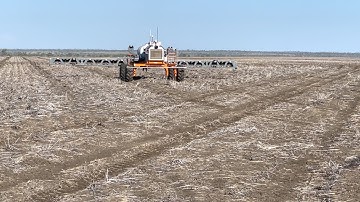 SwarmFarm robot spraying weeds on 3 meter CTF