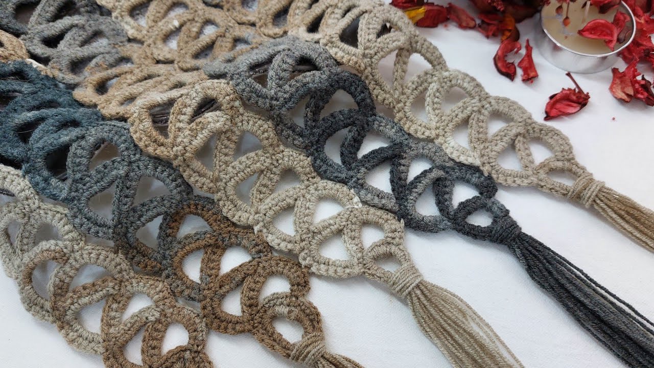 Больше нигде нет в наличии!😱👍 очень нарядная модель шали Etol связана крючком.