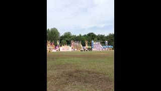 สีเขียว56