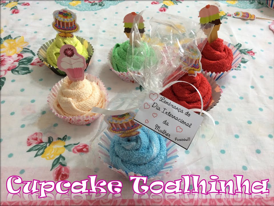 CUPCAKE DE TOALHINHA