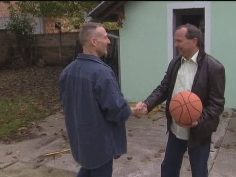 Unlikely friendship forms between American and Serbian soldiers after 1999 war