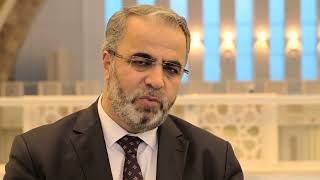 Dr. Burhan İşli̇yen Dikenli Yolda Yürümek Gibi..