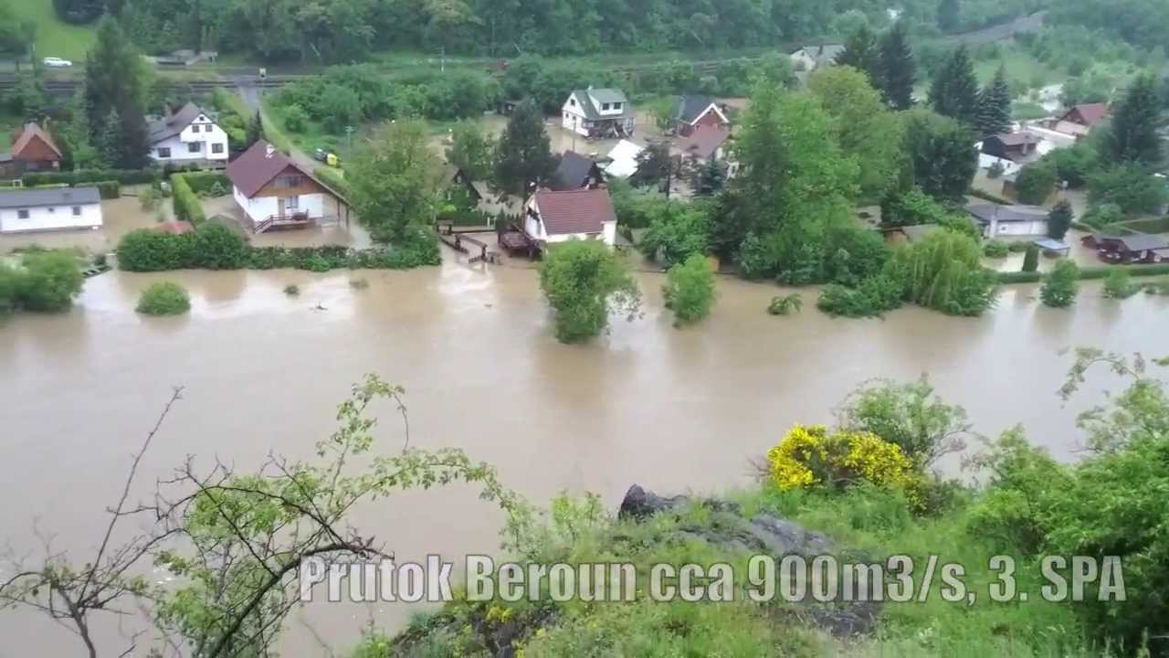 Povodně Řevnice 3.6.2013 - YouTube
