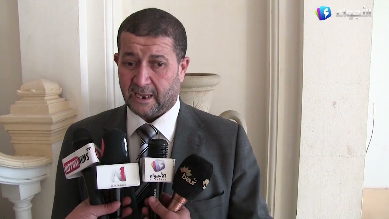 رئيس بلدية عنابة يلتقي بالأسرة الإعلامية