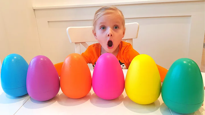 Alisa hunts colored eggs surprises
