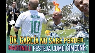 Dr. García no sabe perder, Martinoli festeja como Simeone.