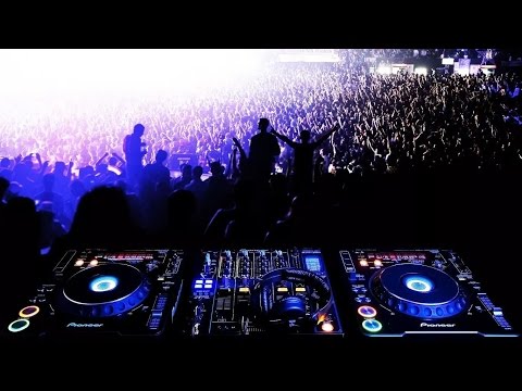 Top 10 DJs around the World 2016 with best EDM drops.