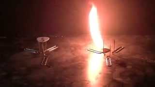 Comparison of the burning of celluloid and non celluloid guitar picks