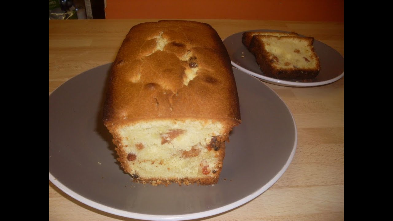 Comment faire la Recette du cake rhum - raisin ? Recette ...