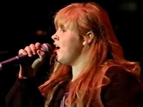 The Kelly Family - Roses of Red (LIVE in Vienna, DIF 1995)
