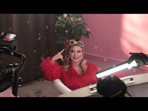 Видео: Анна Семенович - В Космос (backstage)