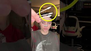 Billie Eilishs Eyeliner Hack