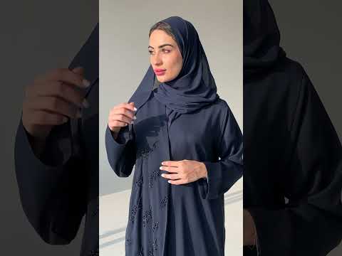  7144 عباية كحلي كريب فاخرة مطرزة بالأسود 