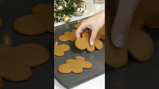 Bake and decorate Gingerbread Cookies with me! #gingerbread #christmascookies #shorts screenshot 2