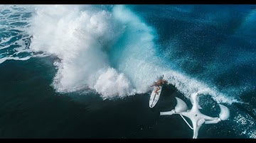 Filming Banzai Pipeline with a drone!