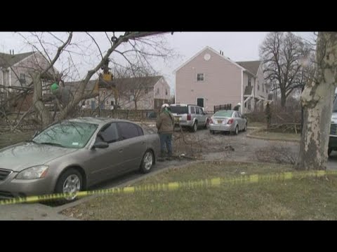 High Winds Leave Damage Across WNY - YouTube