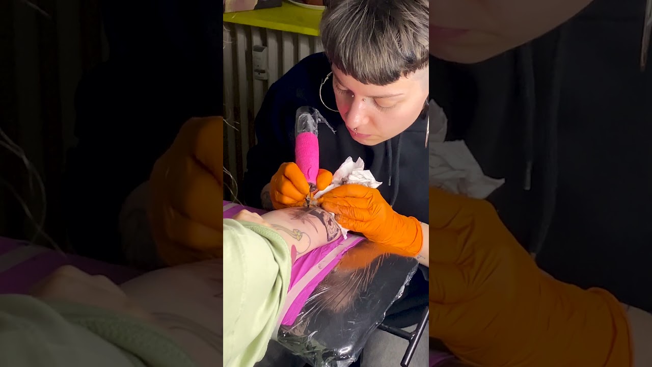 Snake Lady Tattoo Process - Grip Tattoo (@bad.lemon_)