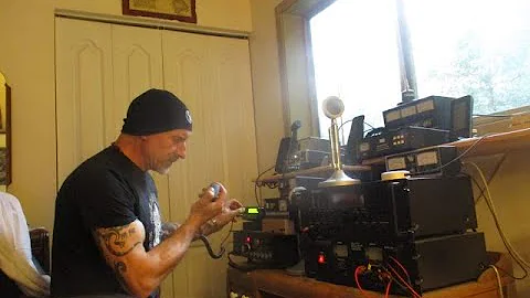 11 meter band radio DX South Pacific propagation  working  Brisbane, Australia