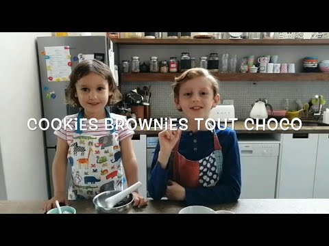 cookies-brownies-tout-choco---chocolate-cookie-brownies-with-chocolate-chips