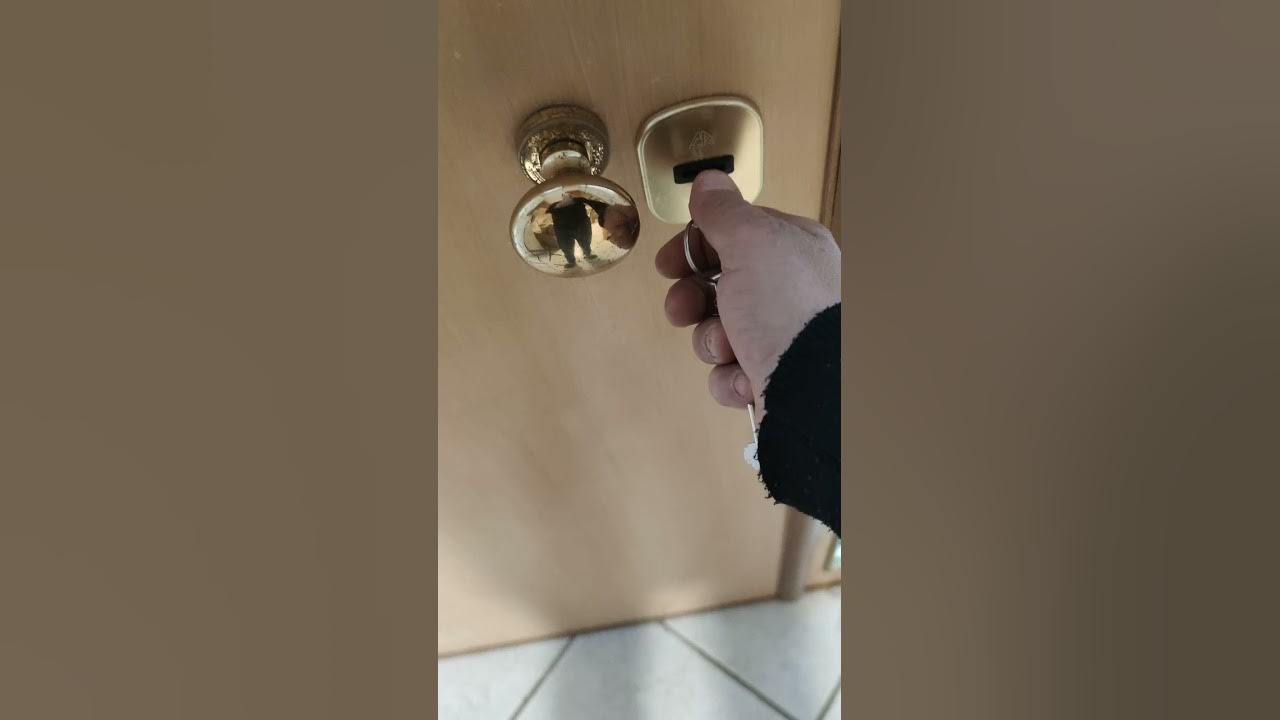 Come Bloccare La Pubblicità Sul Cellulare come aprire una porta blindata con serratura bloccata . - YouTube