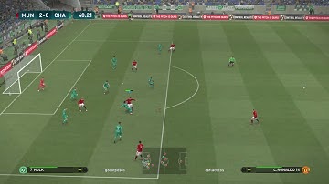 Pro Evolution Soccer 2017 Outside curler