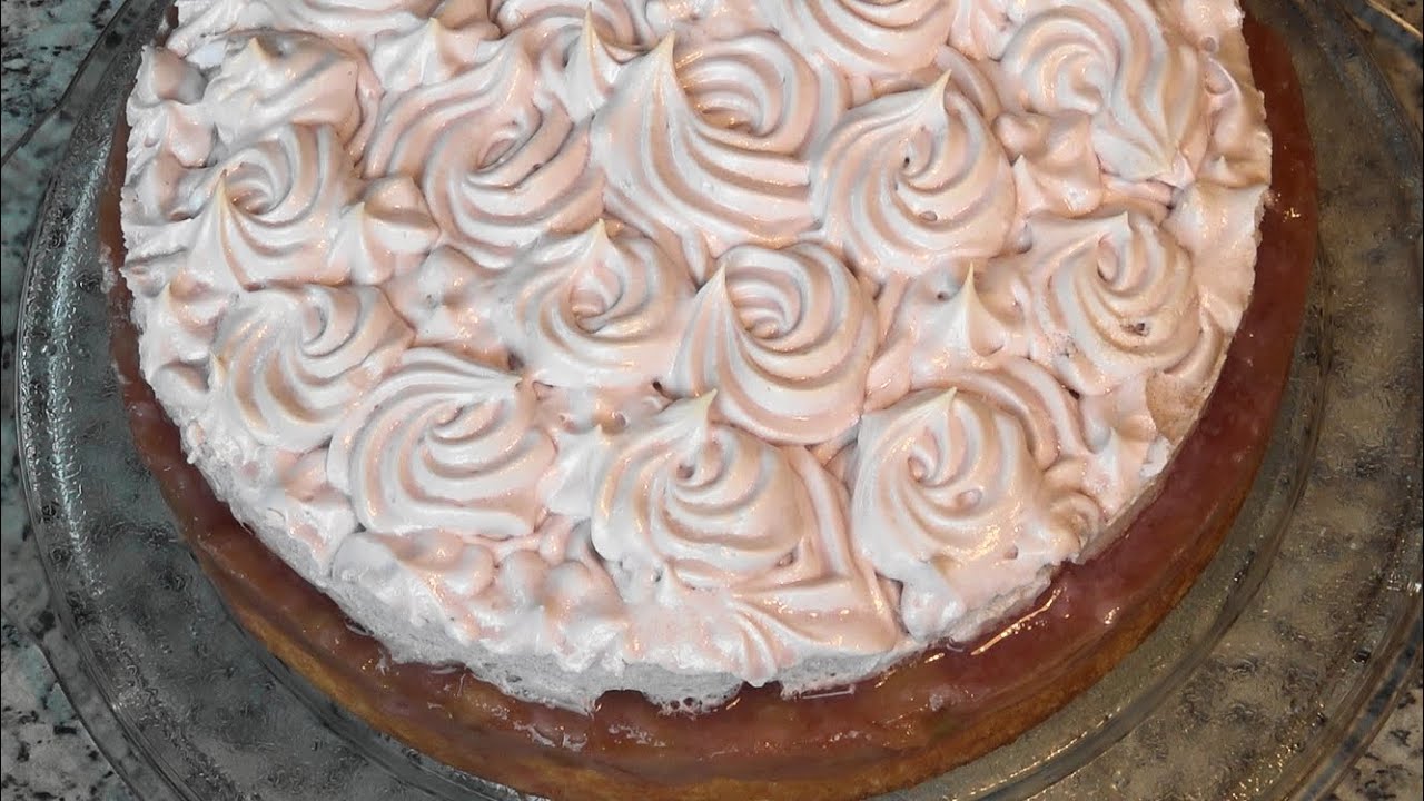 Rhabarbertorte mit Baiser