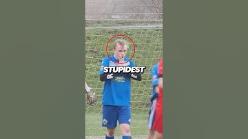 This is the stupidest own goal you’ll ever see 🤦‍♂️⚽