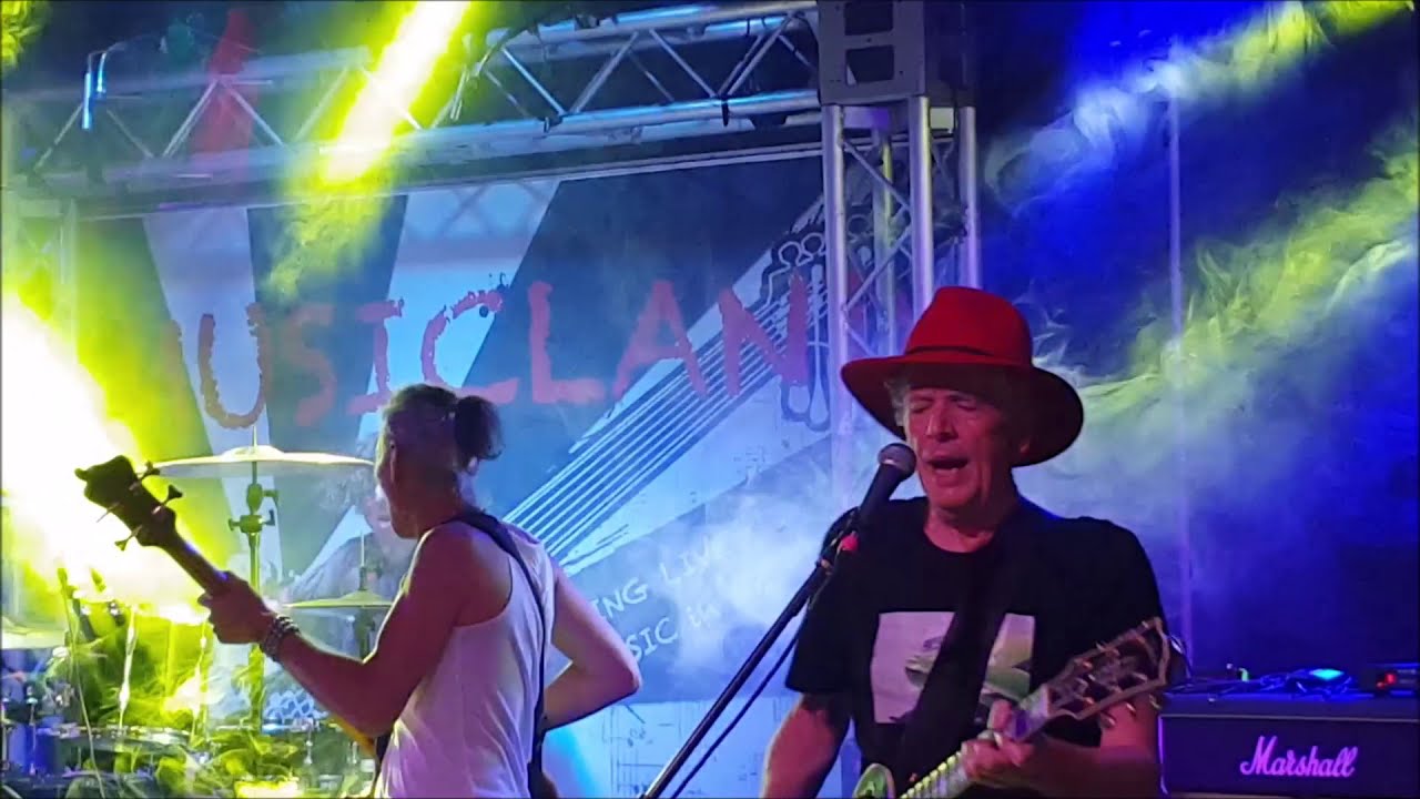 MiSex - Blue Day - Musicland Melbourne