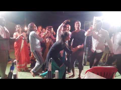 Sarla gandharv ji ka gram khati me holi geet prastuti