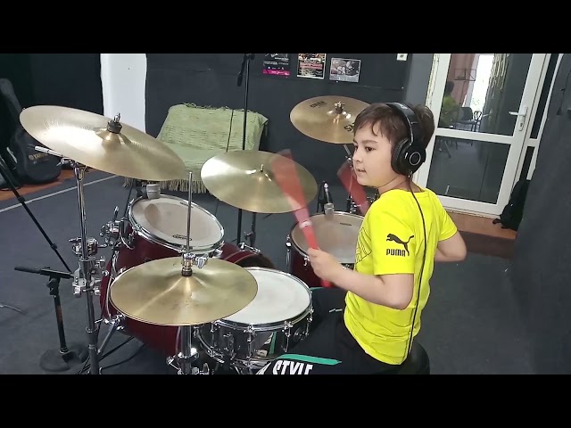 Guns N'Roses - Sweet Child o mine drum cover by Alan class=