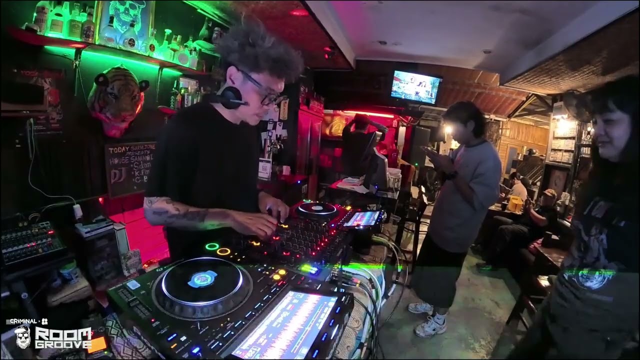 CRIMINAL สามโจร x LOCOROOM ROOM GROOVE B2B Session (7/12)