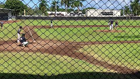 Ryan Wroe at Trosky Hawaii World Series Dec 2019