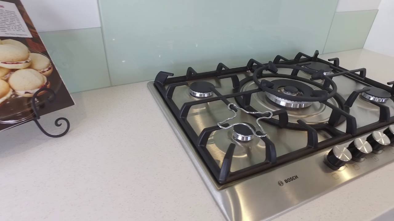 SOLD 155 Keri Vista Rise, Papakura Daniel Wei and Jamie Curtis