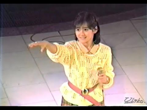 池袋サンシャイン噴水広場イベント (1984年10月27日)岡田有希子さん