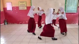 Tari Soleram anak SD
