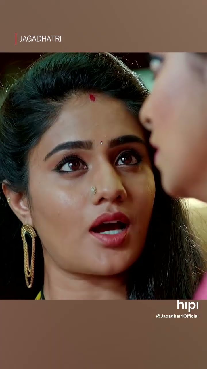 Jagad'dhātri yuvarāj gurin̄ci niṣkānu aḍugutōndi @ZeeTelugu