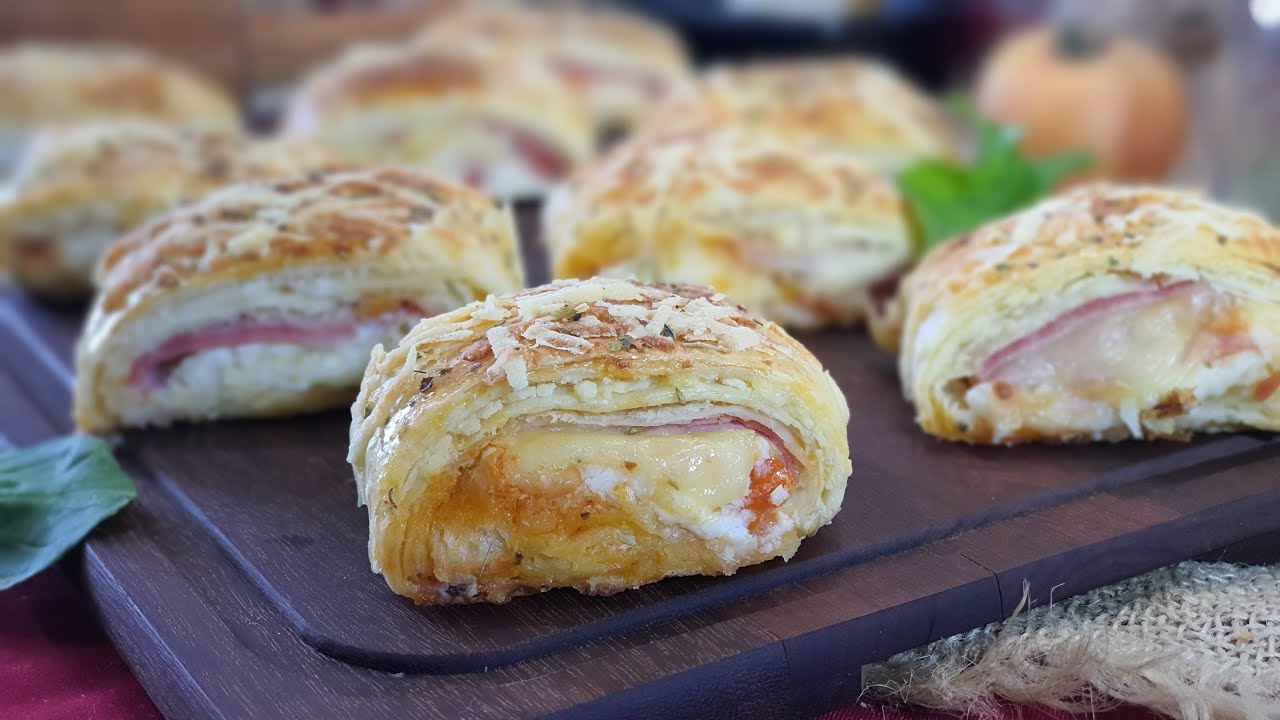 Enroladinho de Queijo e Presunto com MASSA QUE DESMANCHA NA BOCA | UMA DELÍCIA