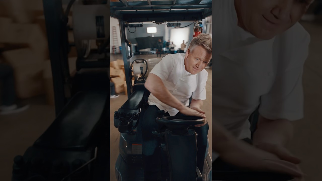 Give Gordon 4 wheels and he’ll go….even at the @HexClad warehouse!