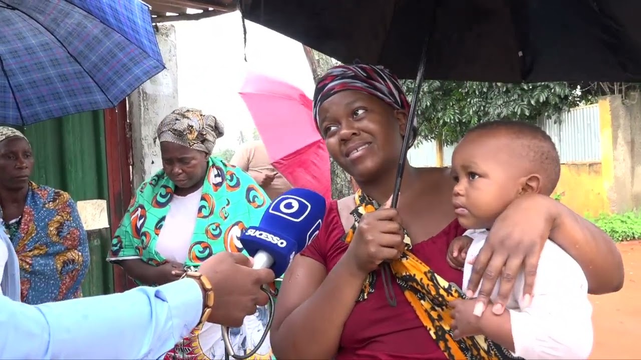 HOMEM EXPULSA ESPOSA E FILHO RECÉM-NASCIDO EM PLENA CHUVA, NA MATOLA