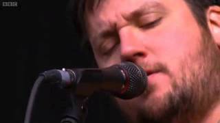 Modest Mouse-Fire It Up-Live Reading/Leeds 2010 (2/5)